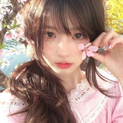 穿进末世后,我与仇人同居了